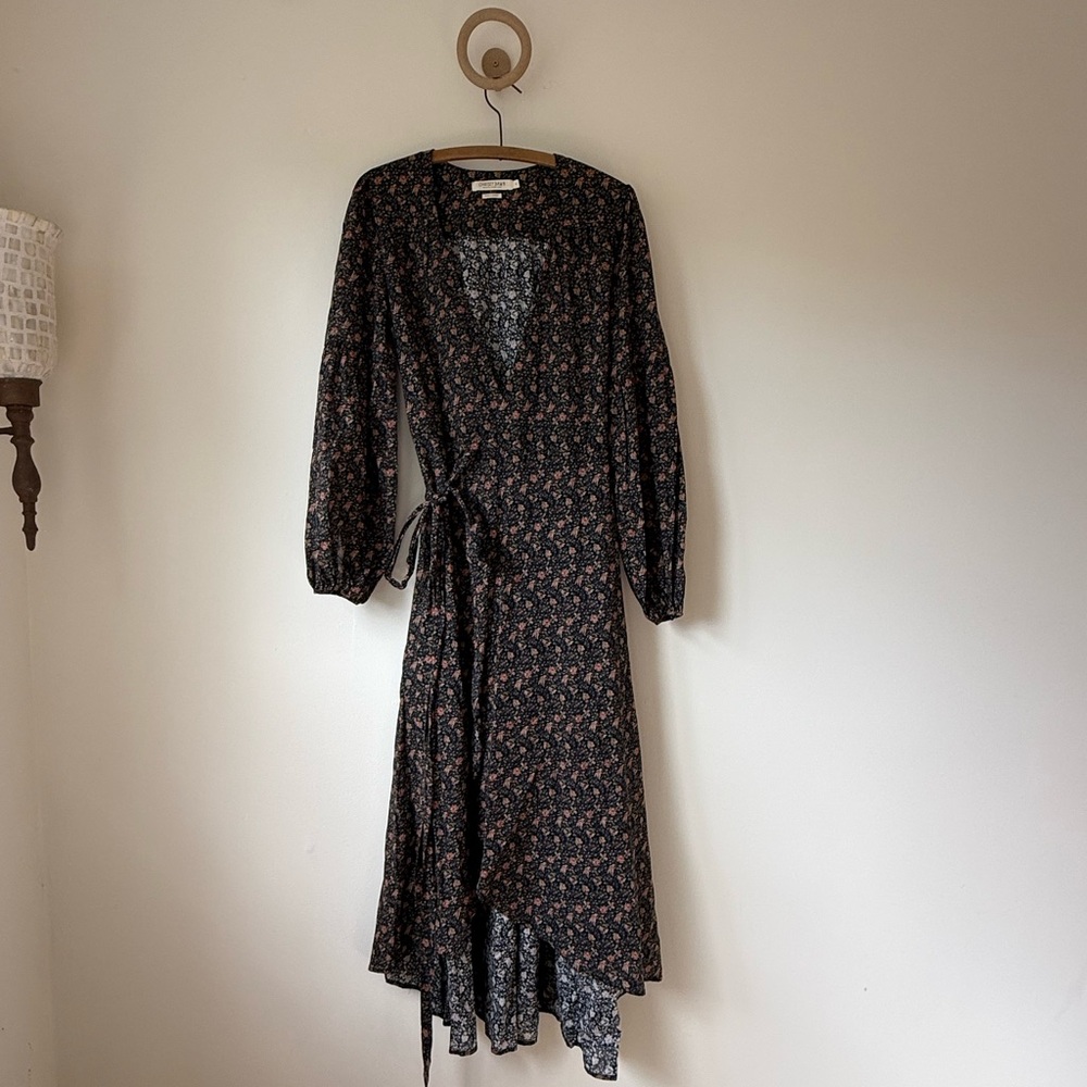 Christy Dawn Navy Floral Wrap Midi Dress Size Medium